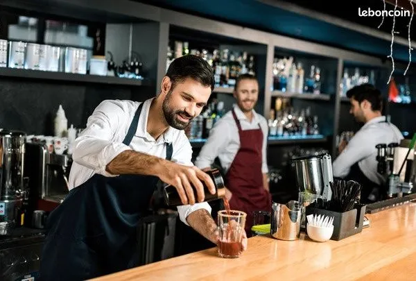 Bar, fonds de commerce, pmu, restaurant 98 m² Saint-Laurent-du-Var