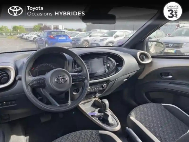 Toyota Aygo x 1.0 vvt-i 72ch design my24 — photo 8