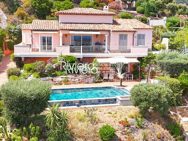 Villa 7 pièces 170 m²