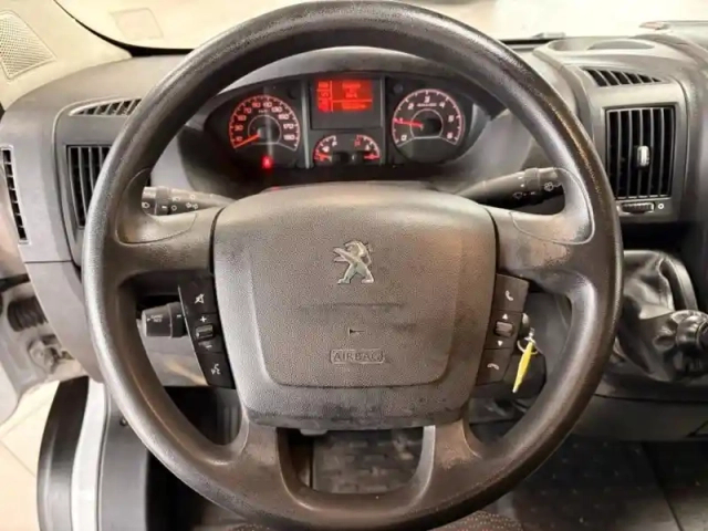 Peugeot Boxer platcb 435 l4 2.2 bluehdi 140 s&amp;s double cabine premium (16666?ht) — photo 15