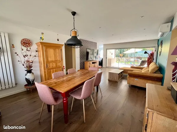 Appartement de Type T4 - 98 m2 avec extérieur