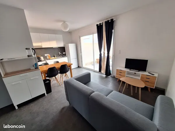 Maison meublée 660 euros
