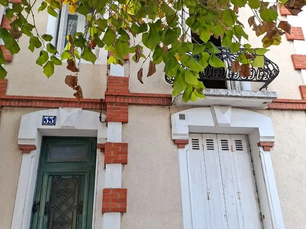 Maison sainte-rive droite