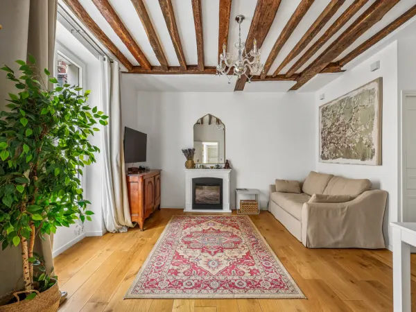EXCLUSIVITÉ - SORBONNE/PANTHÉON Élégant deux pièces de 47 m²