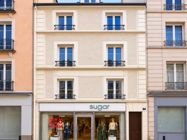 STUDIO DE CHARME DE 32m2 RUE AU PAIN