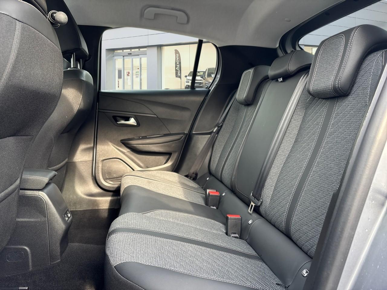 Peugeot 208 1.2 hybrid 110ch allure e-dcs6 — photo 10
