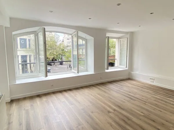 Bureaux 71 m²
