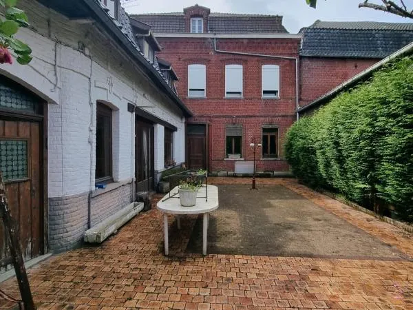 Vends immeuble - 1450 m² - Flines-Lez-Raches 59148