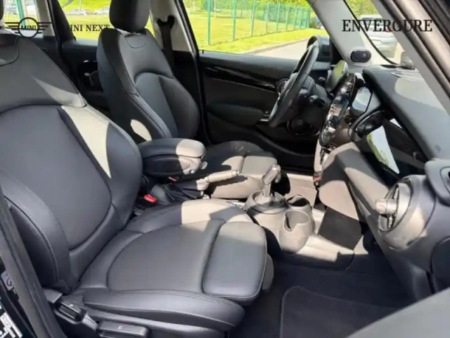Mini Mini 5 portes cooper 136ch edition premium plus bva7 — photo 9