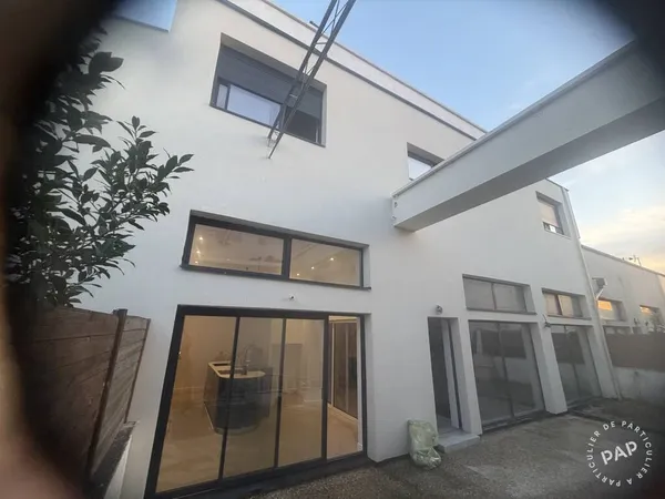 Maison 3 pièces 200 m²