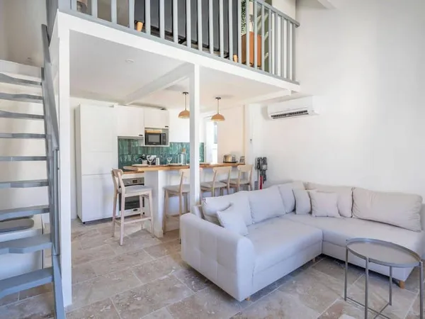 Studio 1 pièce 33 m²