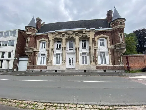 Demeure de caractère aux portes d'Arras !