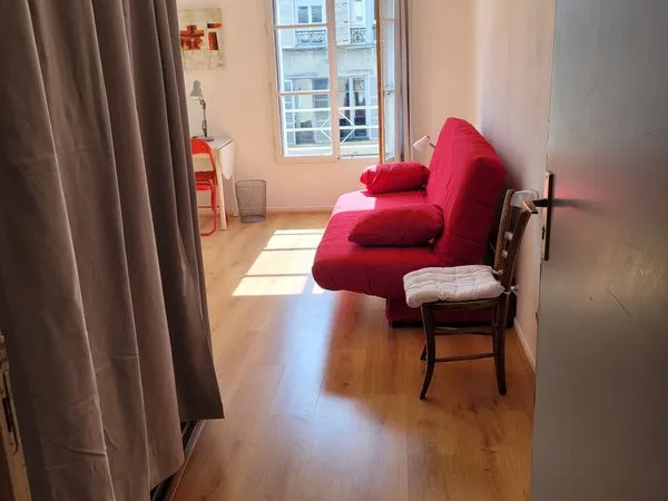 Studio meublé à louer