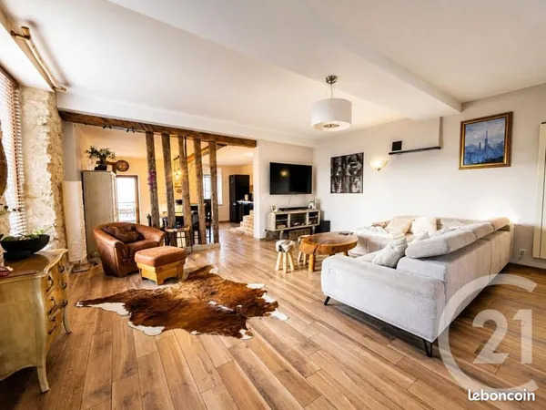 Maison 7 pièces 200 m²