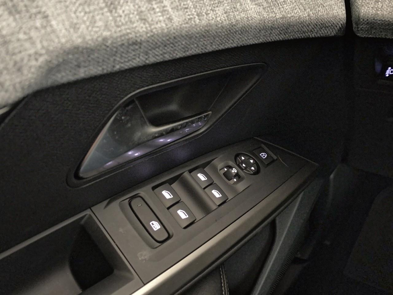 Peugeot 3008 hybrid 145 e-dcs6 allure — photo 20
