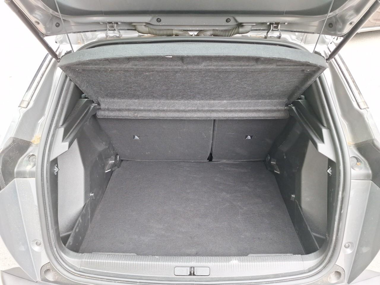 Peugeot 2008 1.2 puretech 100ch s&s active — photo 6