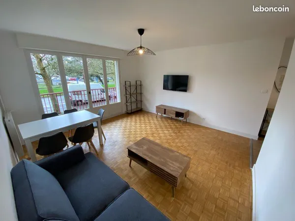 Rennes - investissement locatif - 3 locataires en place - 16 200 /an