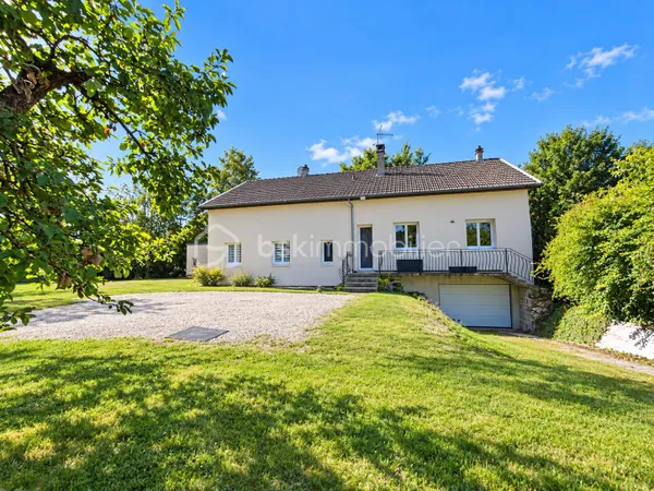 Maison 7 pièces 140 m²