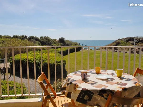 Studio face à la mer , Location meublée de Septembre à Juin