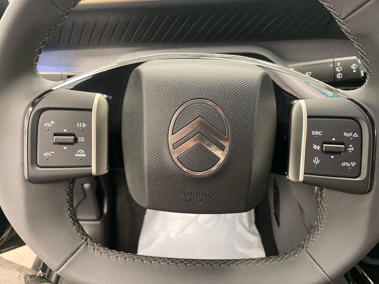 Citroën C3 Aircross hybride 145 ch aut plus — photo 17