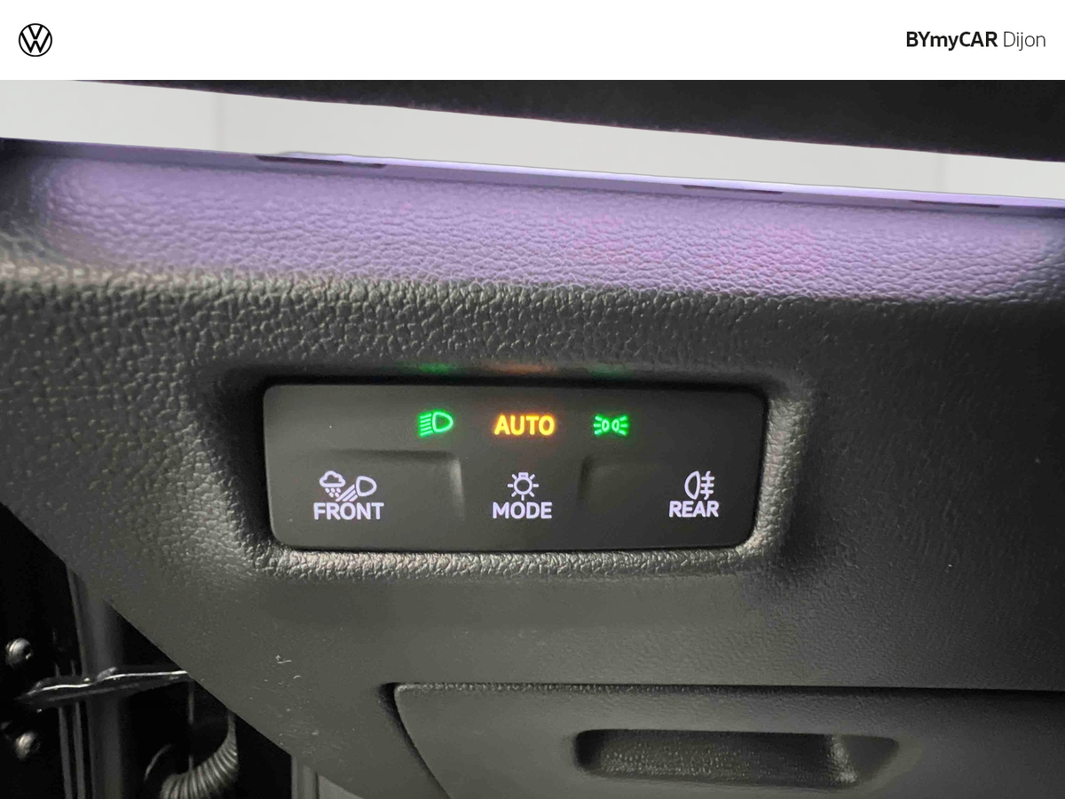 Volkswagen Tiguan 1.5 eHybrid 272ch DSG6 — photo 17