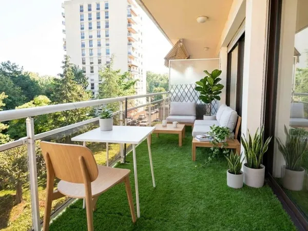 La Torse - appartement rénové de 96 m² avec terrasse, place de parking privative et piscine