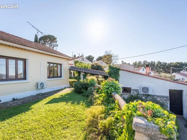 Deux maisons terrain 800m2 vue étang