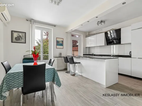 Maison 134 m² - Centre-ville - calme et lumineux