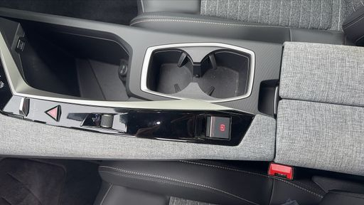 Peugeot 3008 1.2 Hybrid 136 e-DSC6 - Allure – 2025 – 8716 km – Hybride essence – Boîte Automatique — photo 9