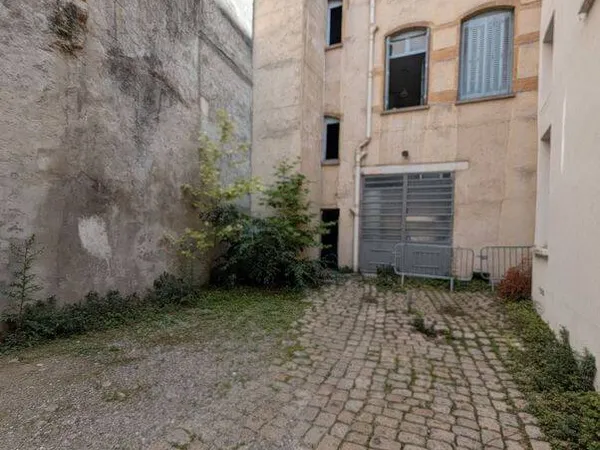Parking 40 m²