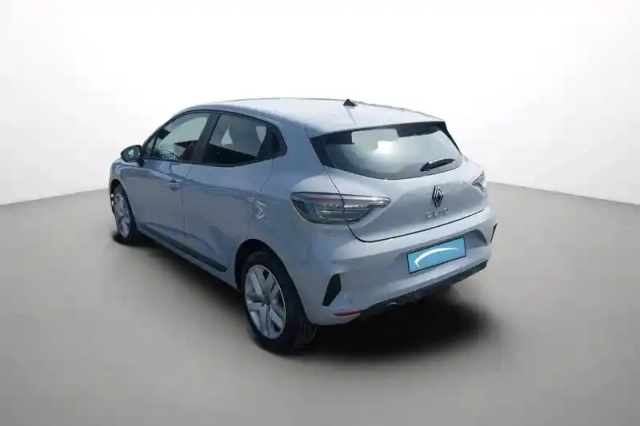 Renault Clio blue dci 100 ch gsr2 — photo 4