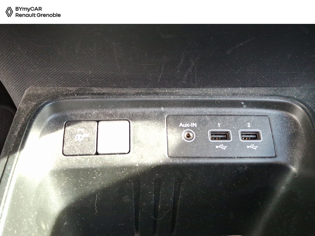 Renault Twingo III SCe 65 — photo 19