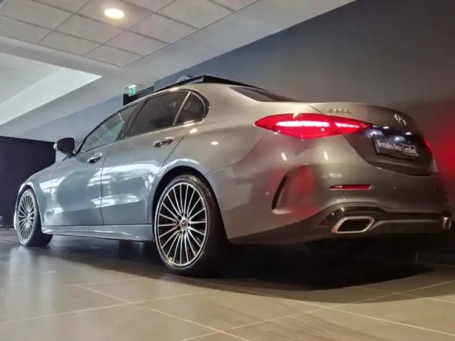Mercedes Classe C 200 berline amg line — photo 6