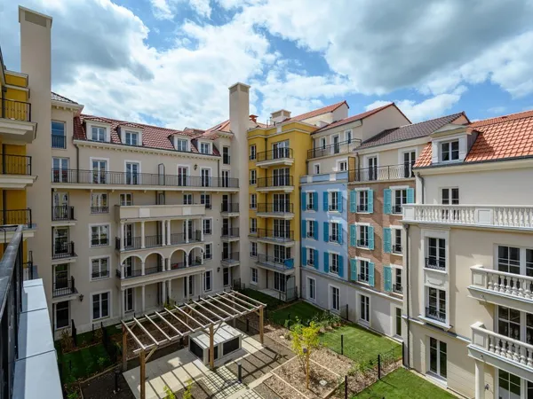 Vends appartement - 125 m² - 5 pièces, 3 chambres - Le Plessis-Robinson 92350
