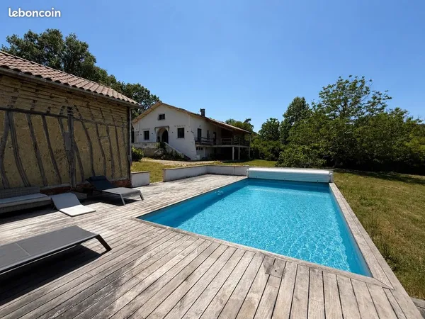 Maison 7 pièces 151 m²