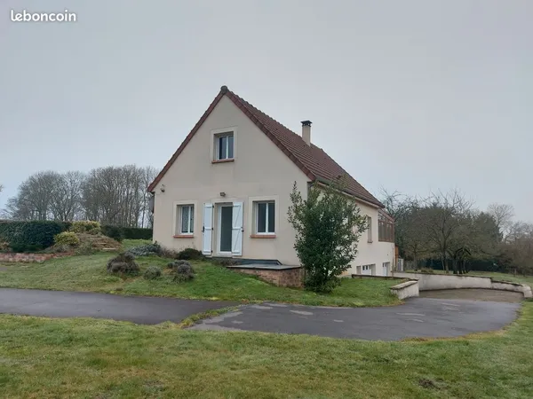 Maison 5 pièces sur sous sol total