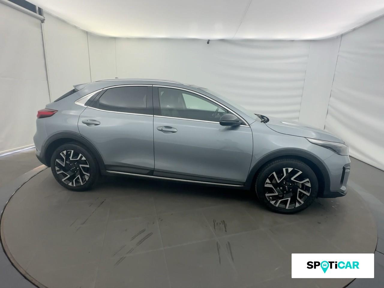 Kia Xceed 1.6 gdi 141ch phev lounge dct6 — photo 4