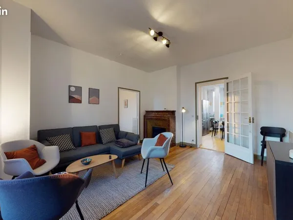 Appartement 8 pièces 180 m²