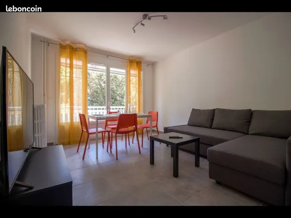 Chambre meublée tout confort - coloc rénovée, fibre, calme et verdure - Lyon 9 Sauvegarde