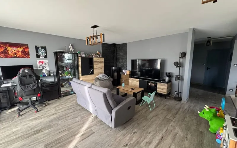 Photo 3