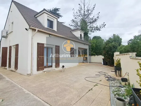Maison 8 pièces 142 m²