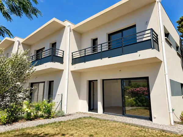 BOULOURIS - VILLA RÉCENTE 2025