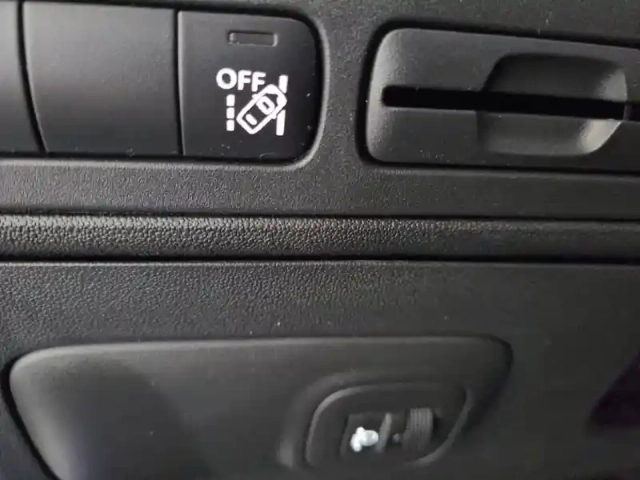 Citroën C3 Aircross bluehdi 120 s&amp;s eat6 — photo 61