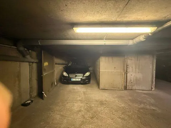 Garage et parking Vente Paris 38240€