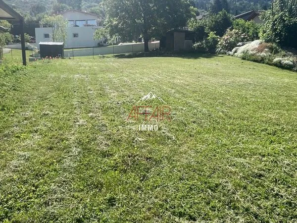 Terrain 680 m² Collonges-sous-Salève