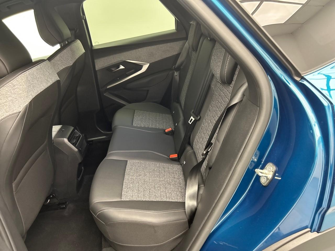 Peugeot 3008 hybrid 145 e-dcs6 allure — photo 13