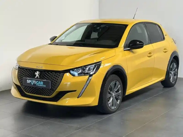 Peugeot 208 e- 136ch style