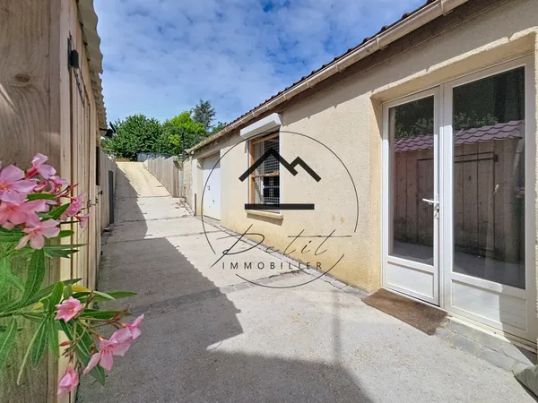 MOUY MAISON AVEC LOGEMENT INDÉPENDANT