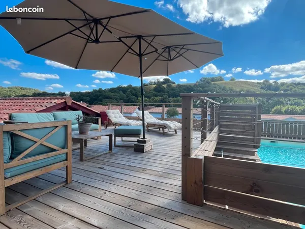 Maison bois 185m² avec piscine et cabinet indépendant- La Bastide-Clairence