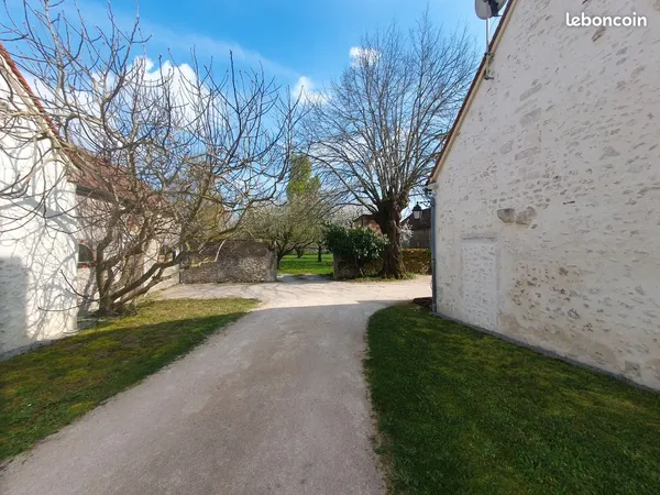 PARTICULIER / INVESTISSEUR maison 4 chambres avec dépendances
